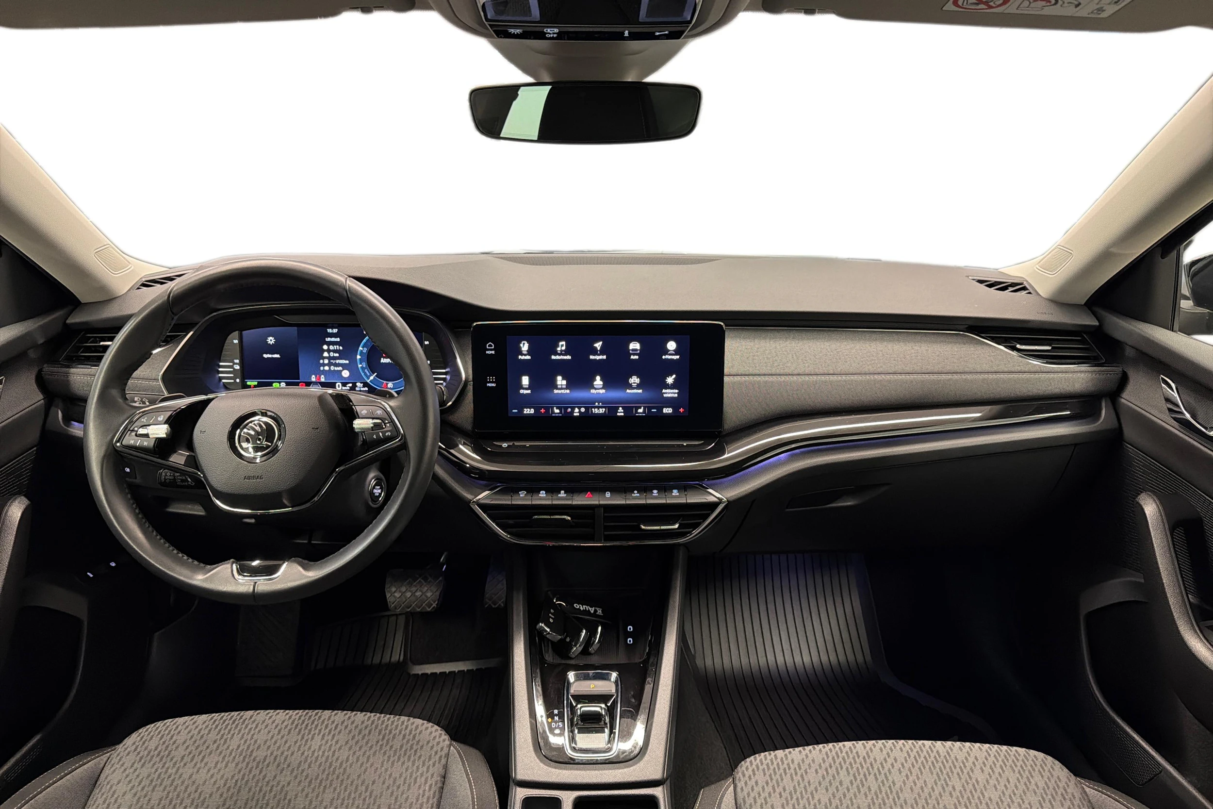 musta Skoda Octavia 2024 kuva 7.