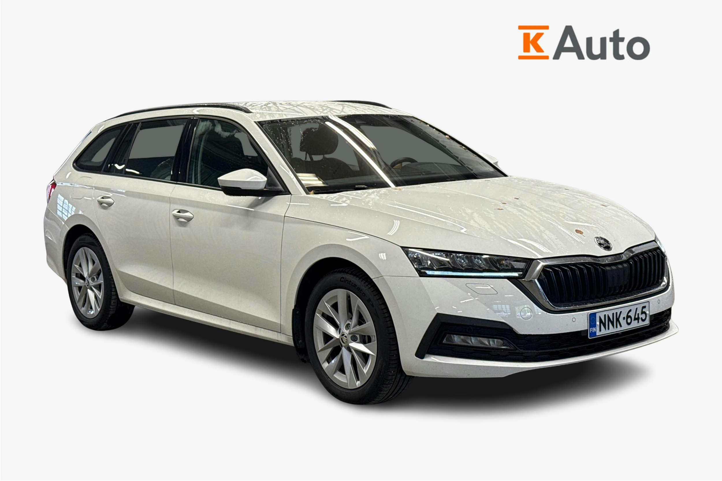 valkoinen Skoda Octavia 2024 kuva 1.