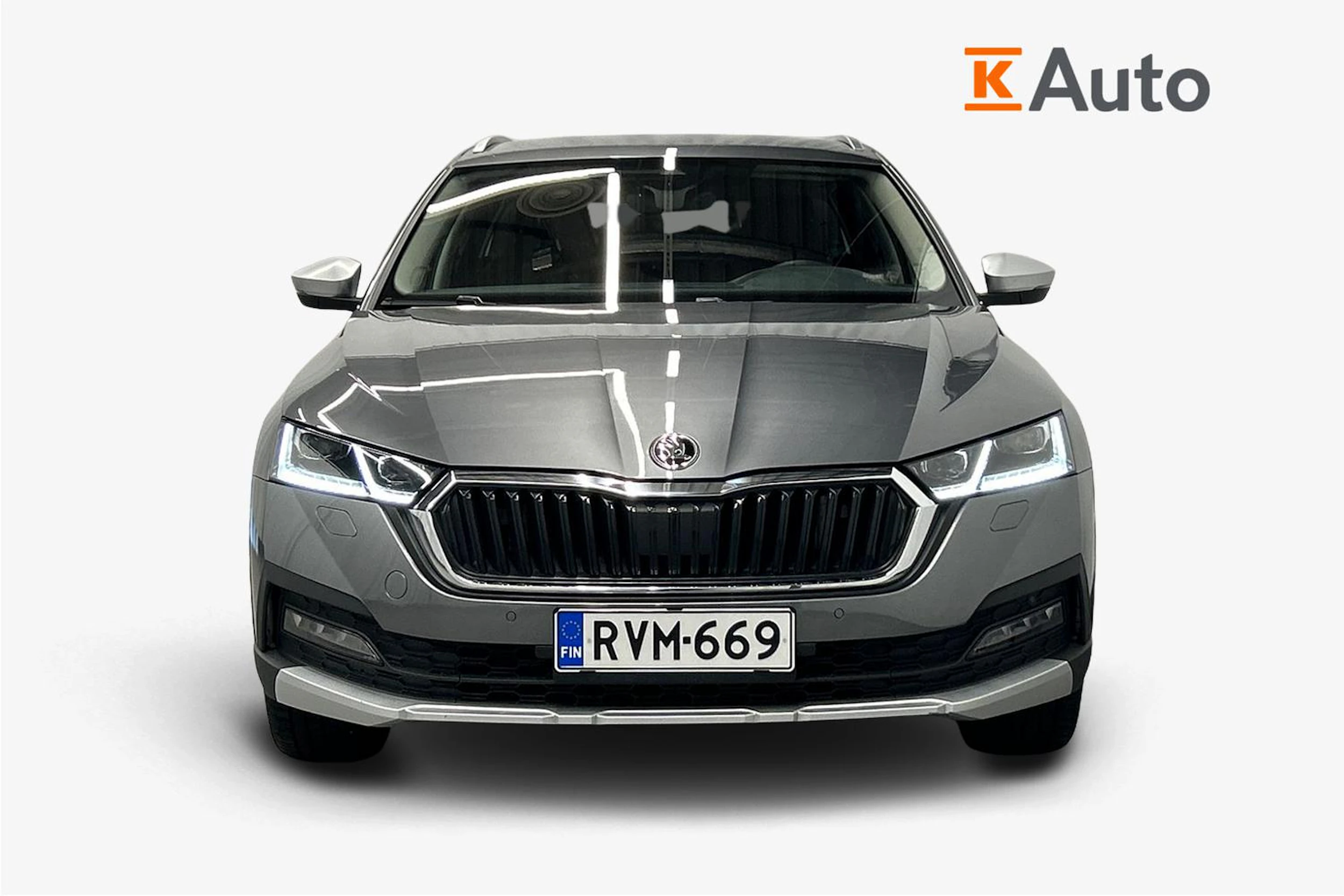 harmaa Skoda Octavia 2024 kuva 4.