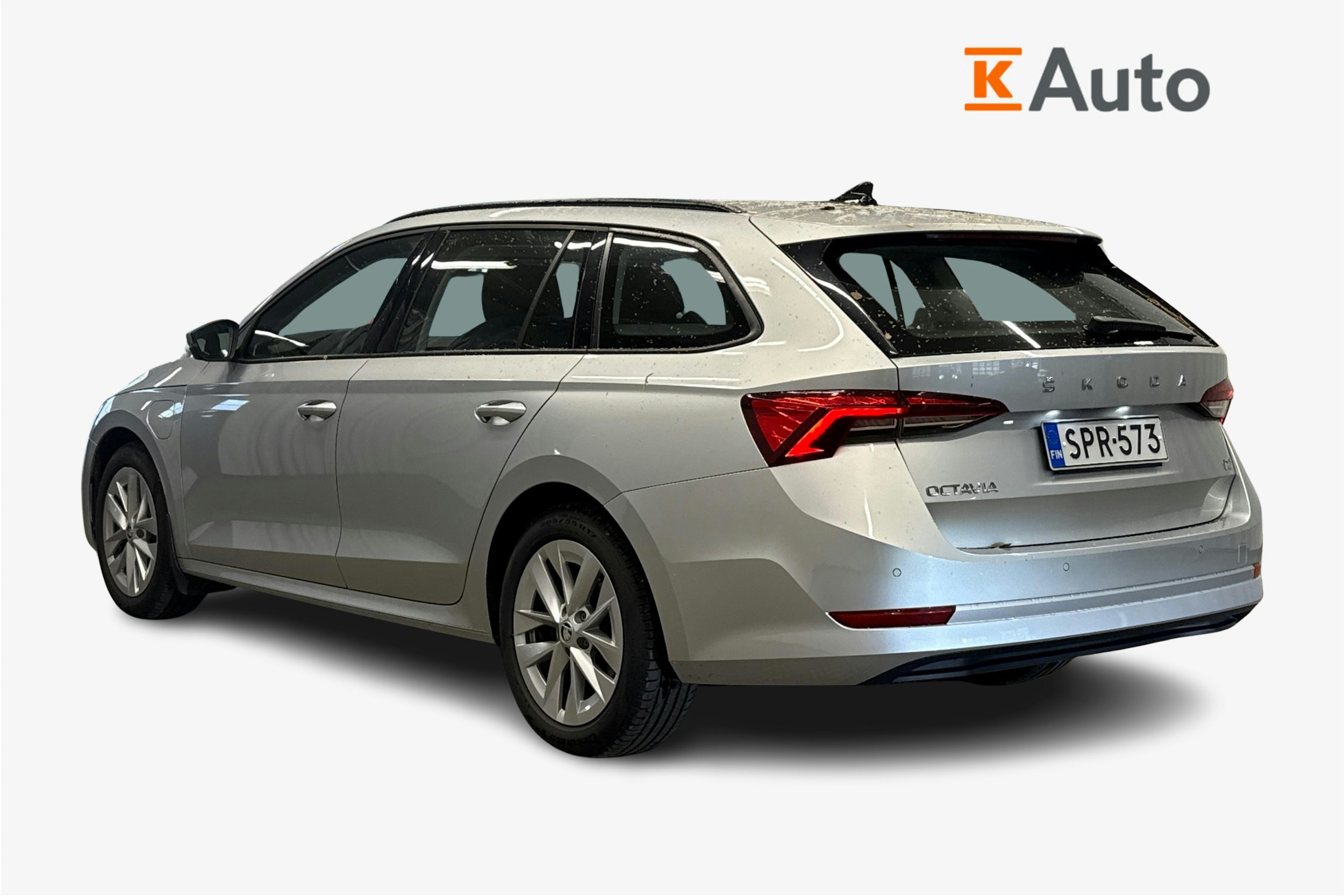 harmaa Skoda Octavia 2024 kuva 2.
