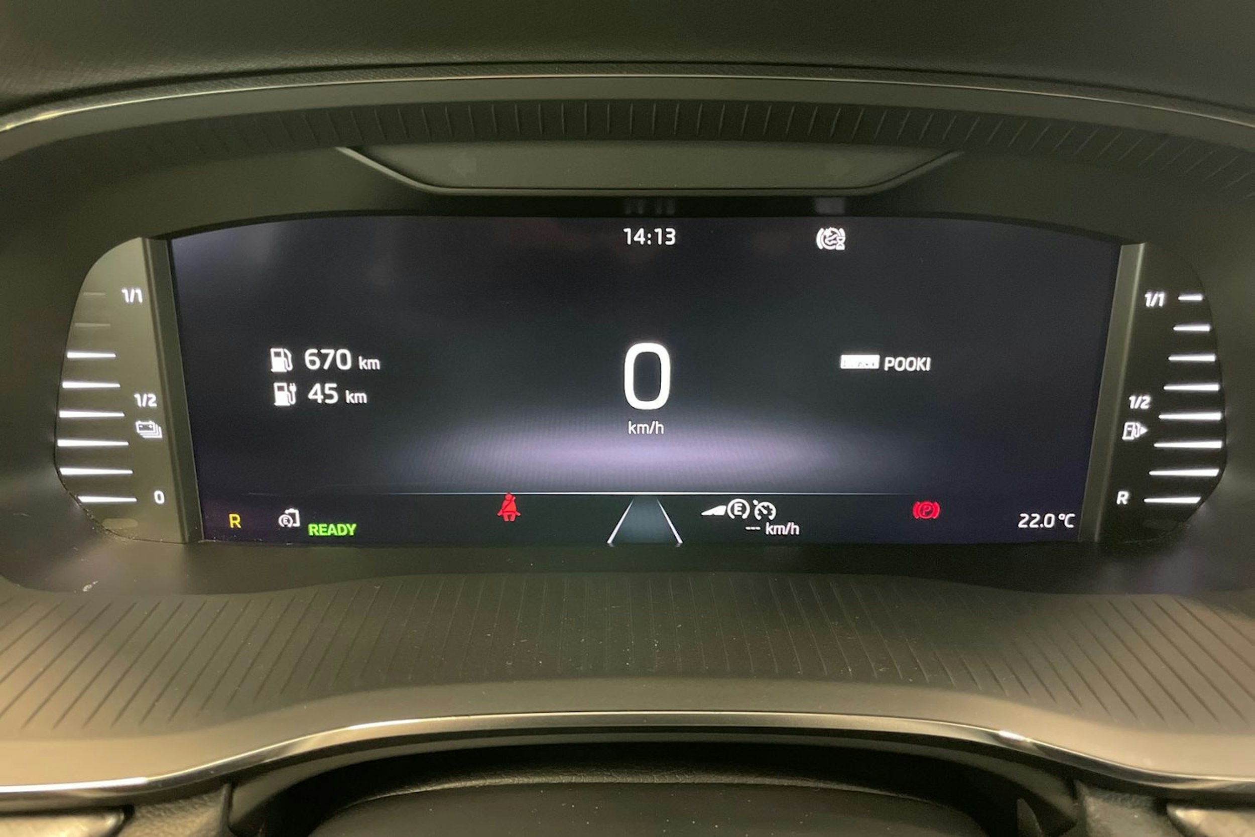 harmaa Skoda Octavia 2024 kuva 19.