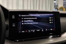 harmaa Skoda Octavia 2024 kuva 25.