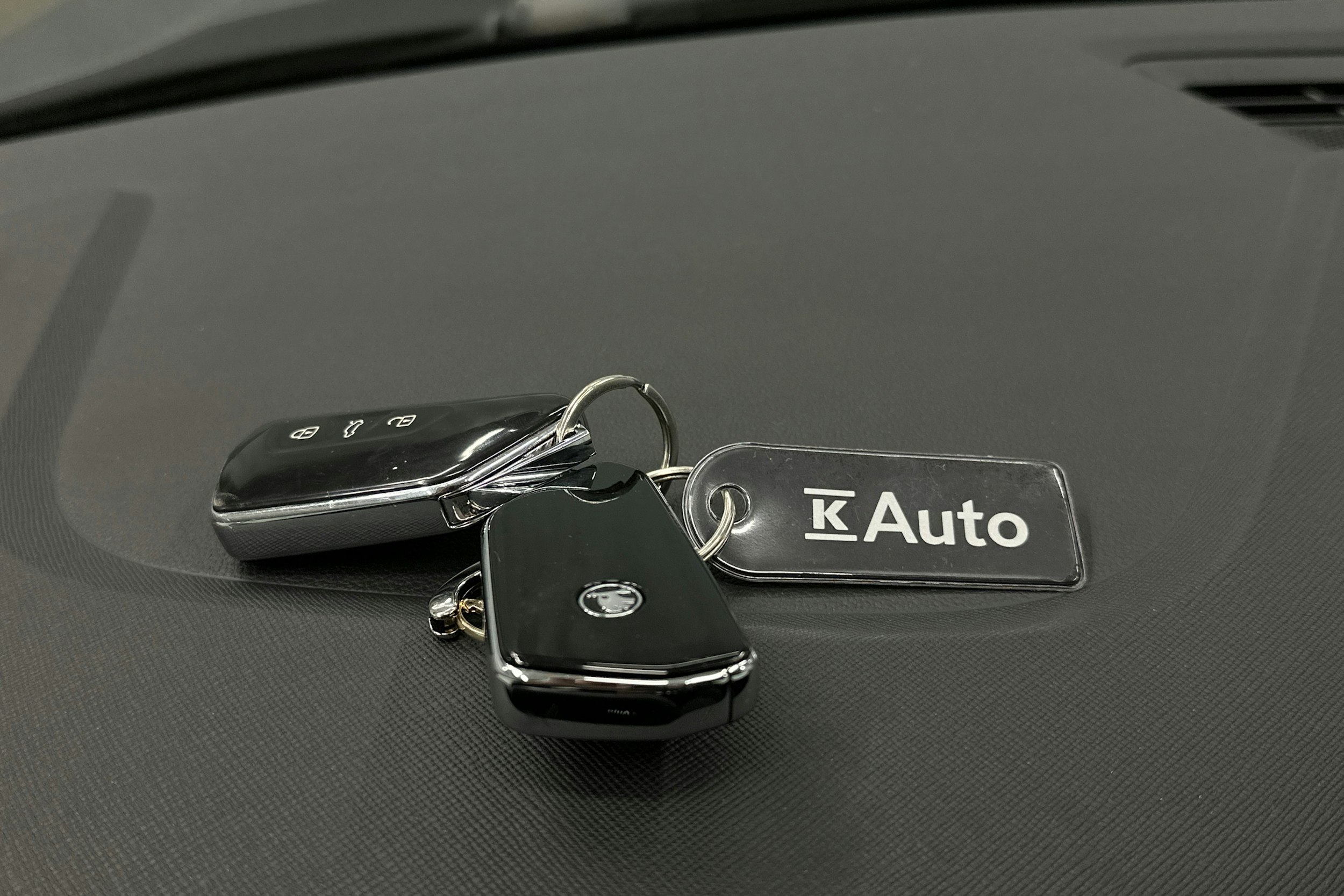 harmaa Skoda Octavia 2024 kuva 27.