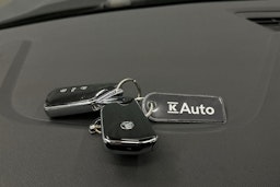 harmaa Skoda Octavia 2024 kuva 27.