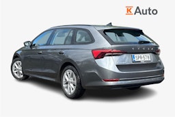 harmaa Skoda Octavia 2024 kuva 2.