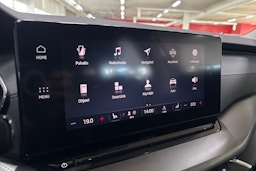 harmaa Skoda Octavia 2024 kuva 20.