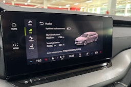 harmaa Skoda Octavia 2024 kuva 23.