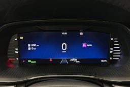 valkoinen Skoda Octavia 2024 kuva 20.