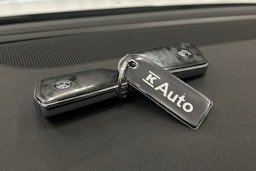 valkoinen Skoda Octavia 2024 kuva 27.