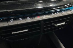 harmaa Skoda Octavia 2024 kuva 20.