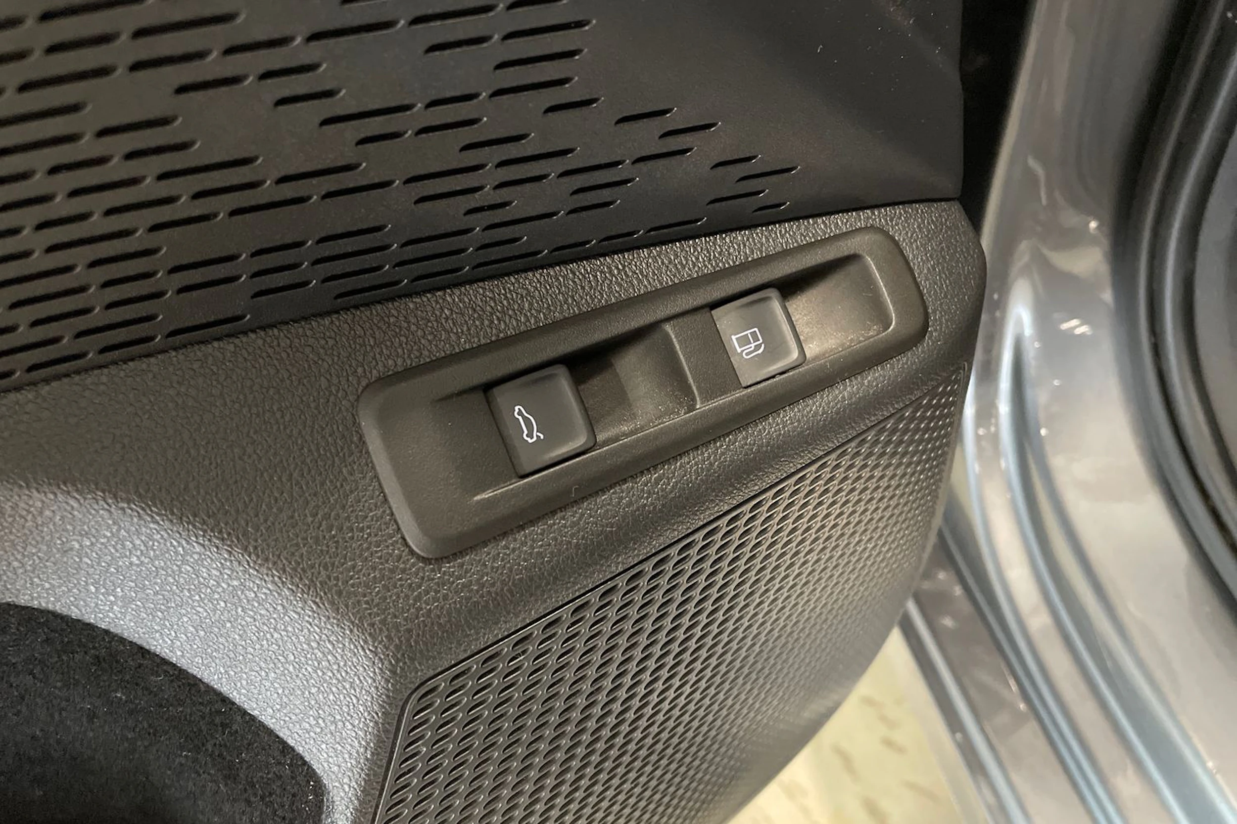 harmaa Skoda Octavia 2024 kuva 34.
