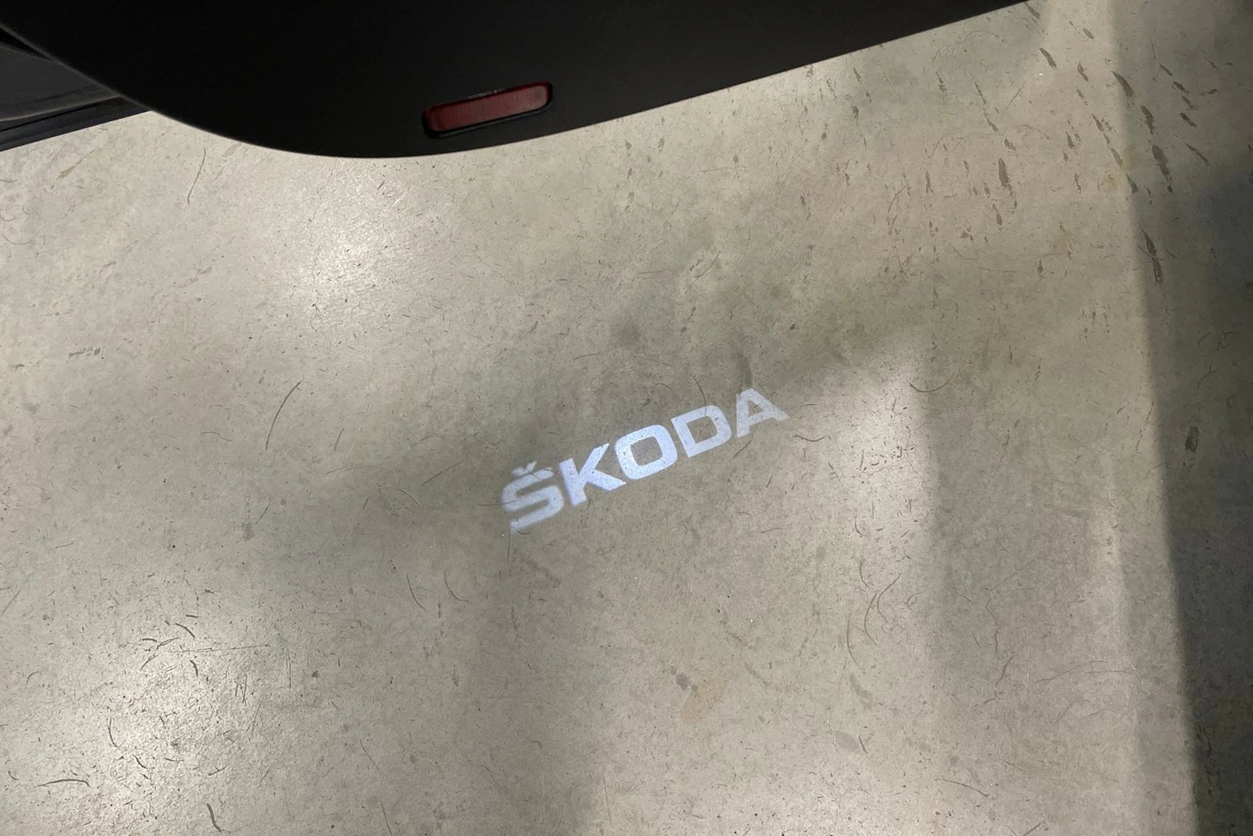 harmaa Skoda Octavia 2024 kuva 35.