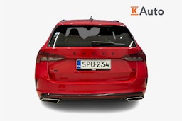 Punainen Skoda OCTAVIA 2024 kuva 3.