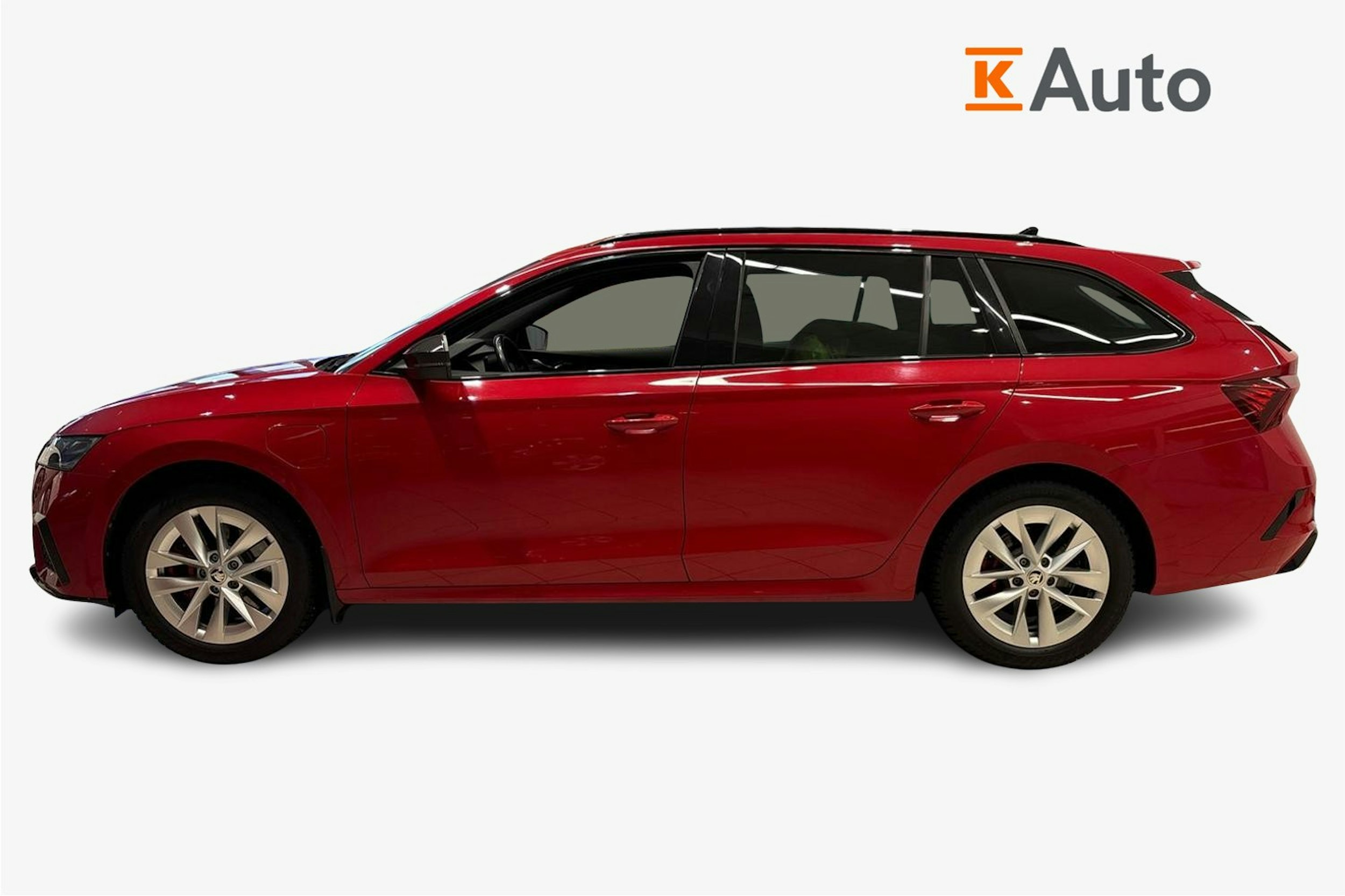 Punainen Skoda OCTAVIA 2024 kuva 6.