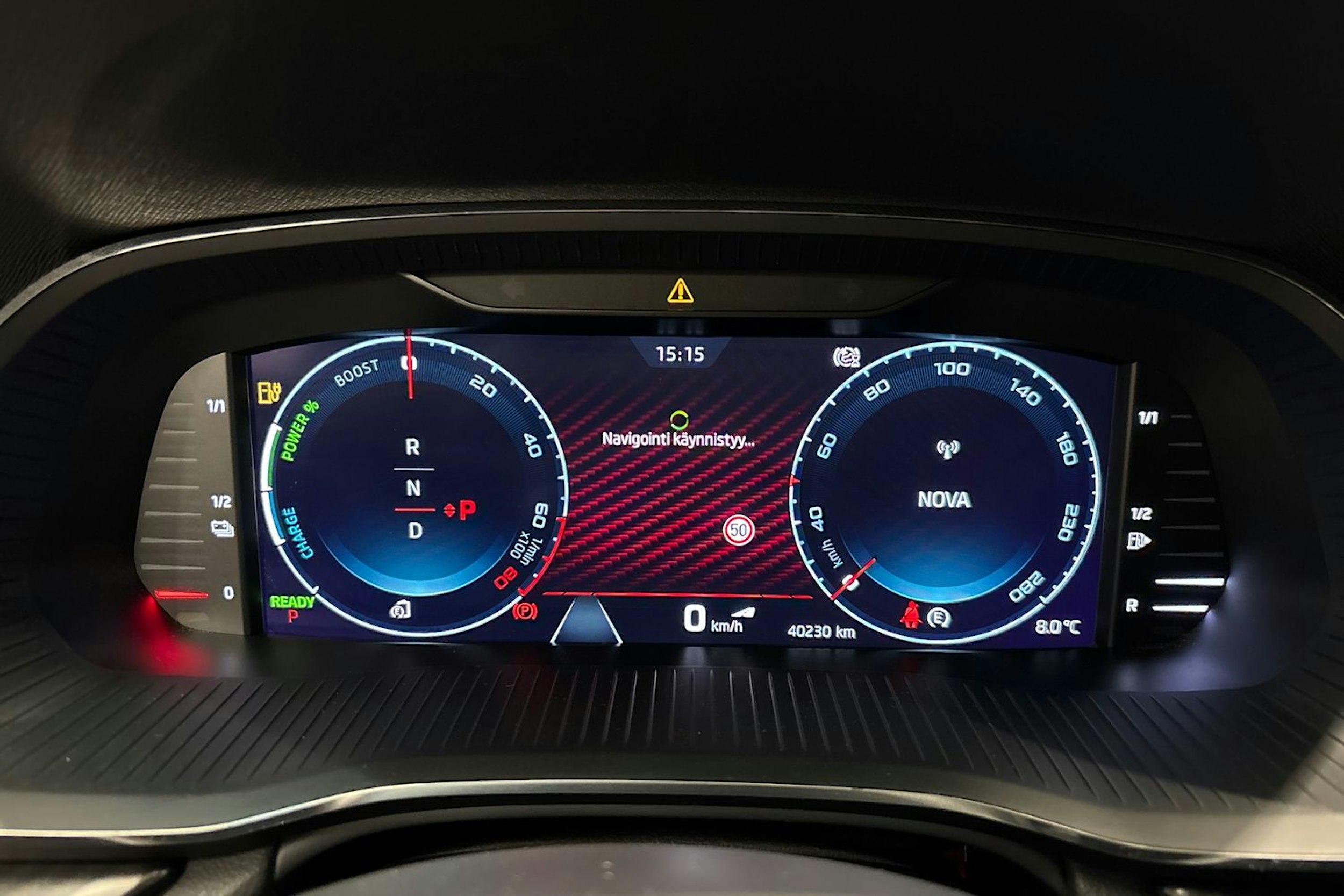 Punainen Skoda OCTAVIA 2024 kuva 14.