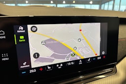 Punainen Skoda OCTAVIA 2024 kuva 16.