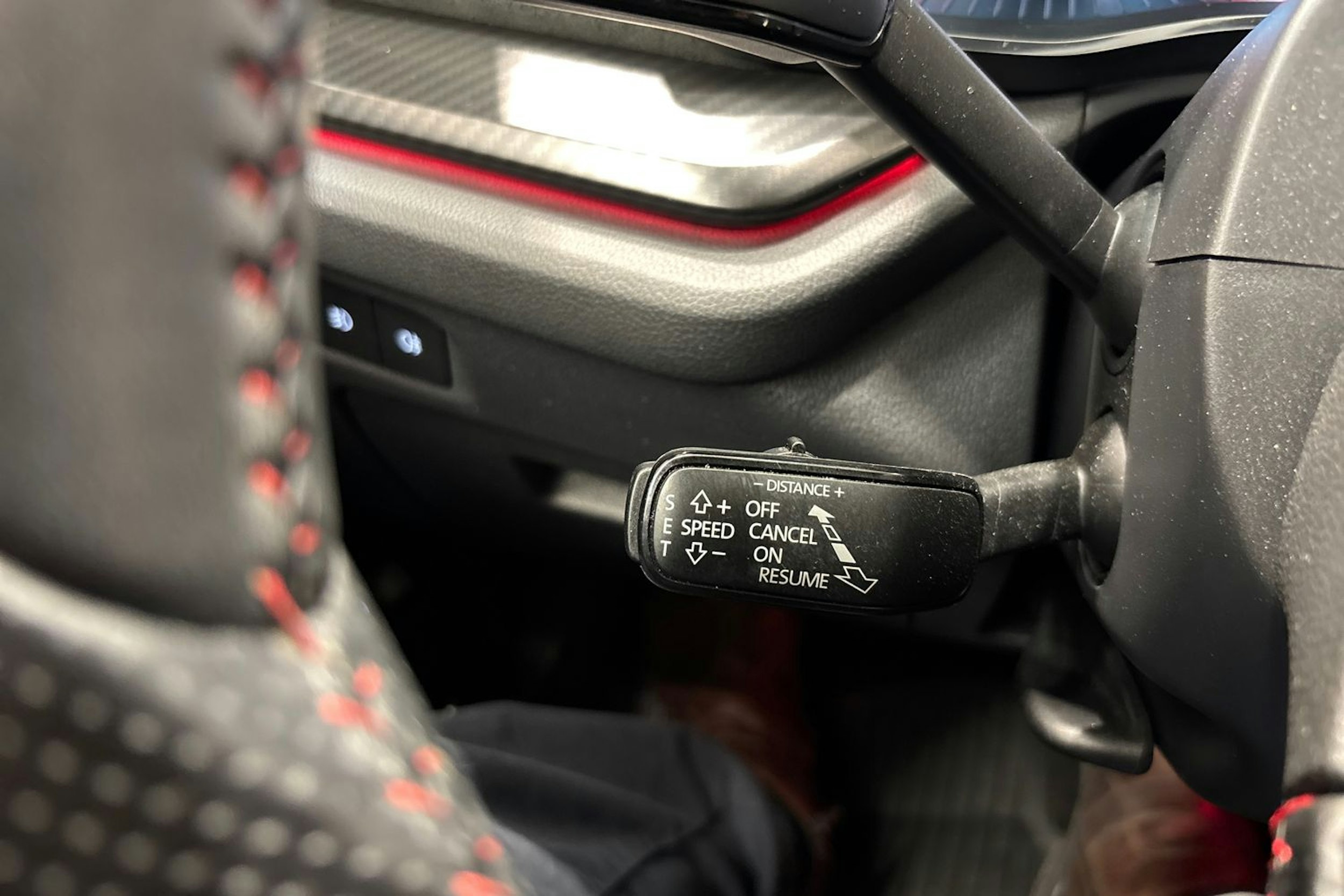 Punainen Skoda OCTAVIA 2024 kuva 21.