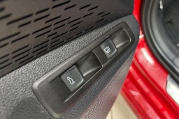 Punainen Skoda OCTAVIA 2024 kuva 25.