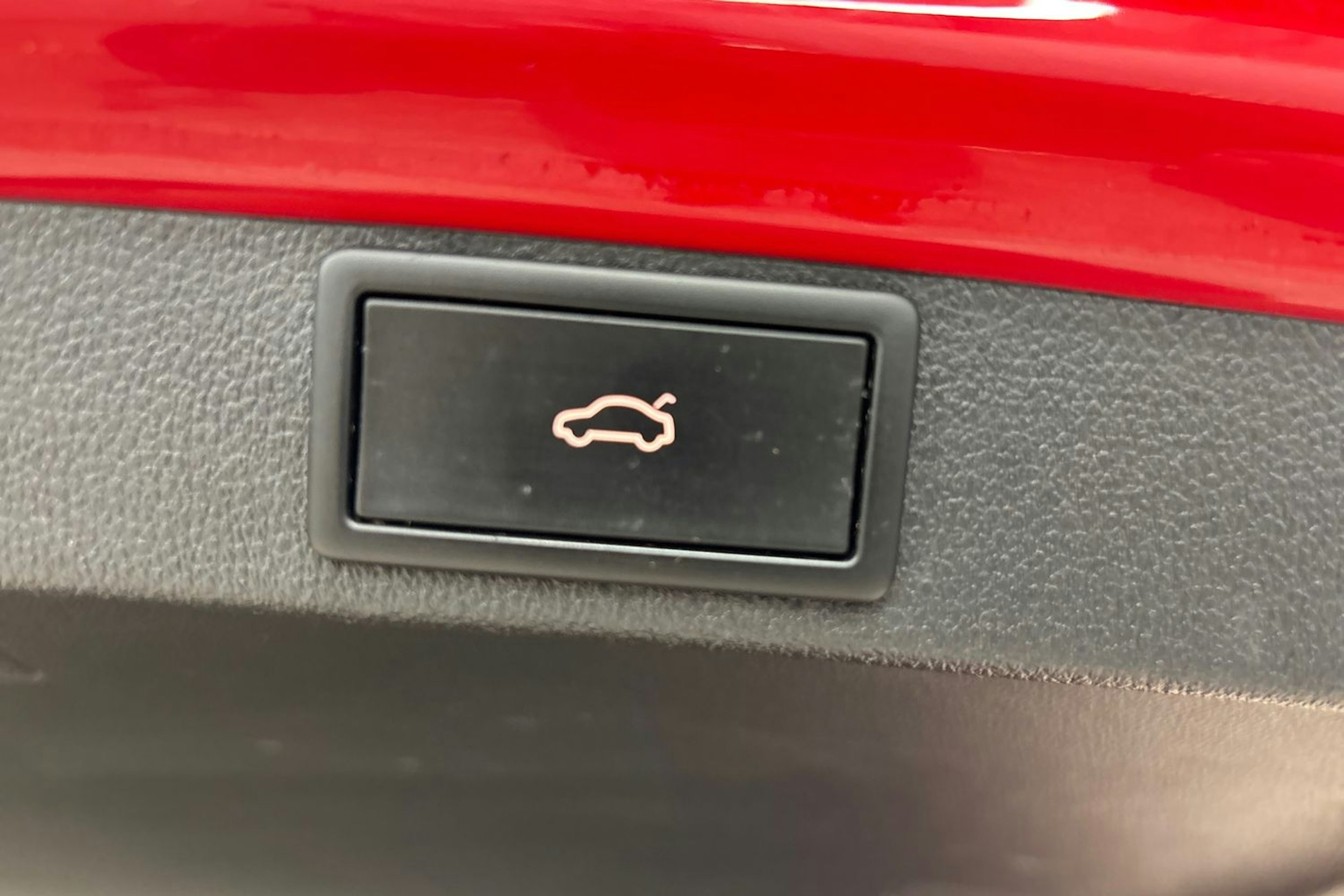 Punainen Skoda OCTAVIA 2024 kuva 27.