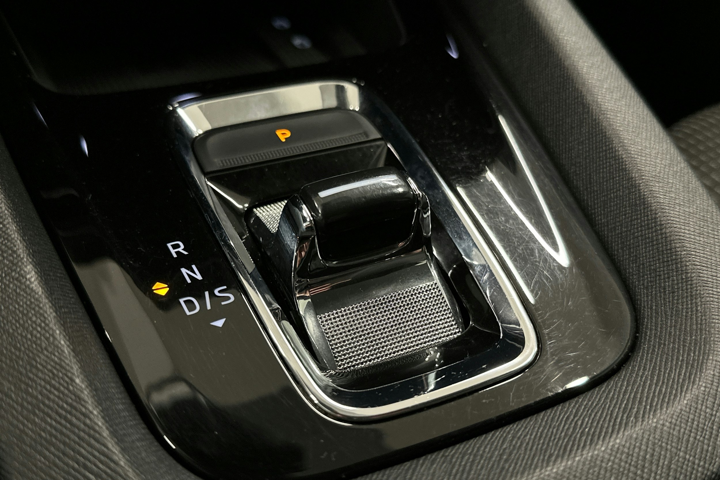 harmaa Skoda Octavia 2024 kuva 25.