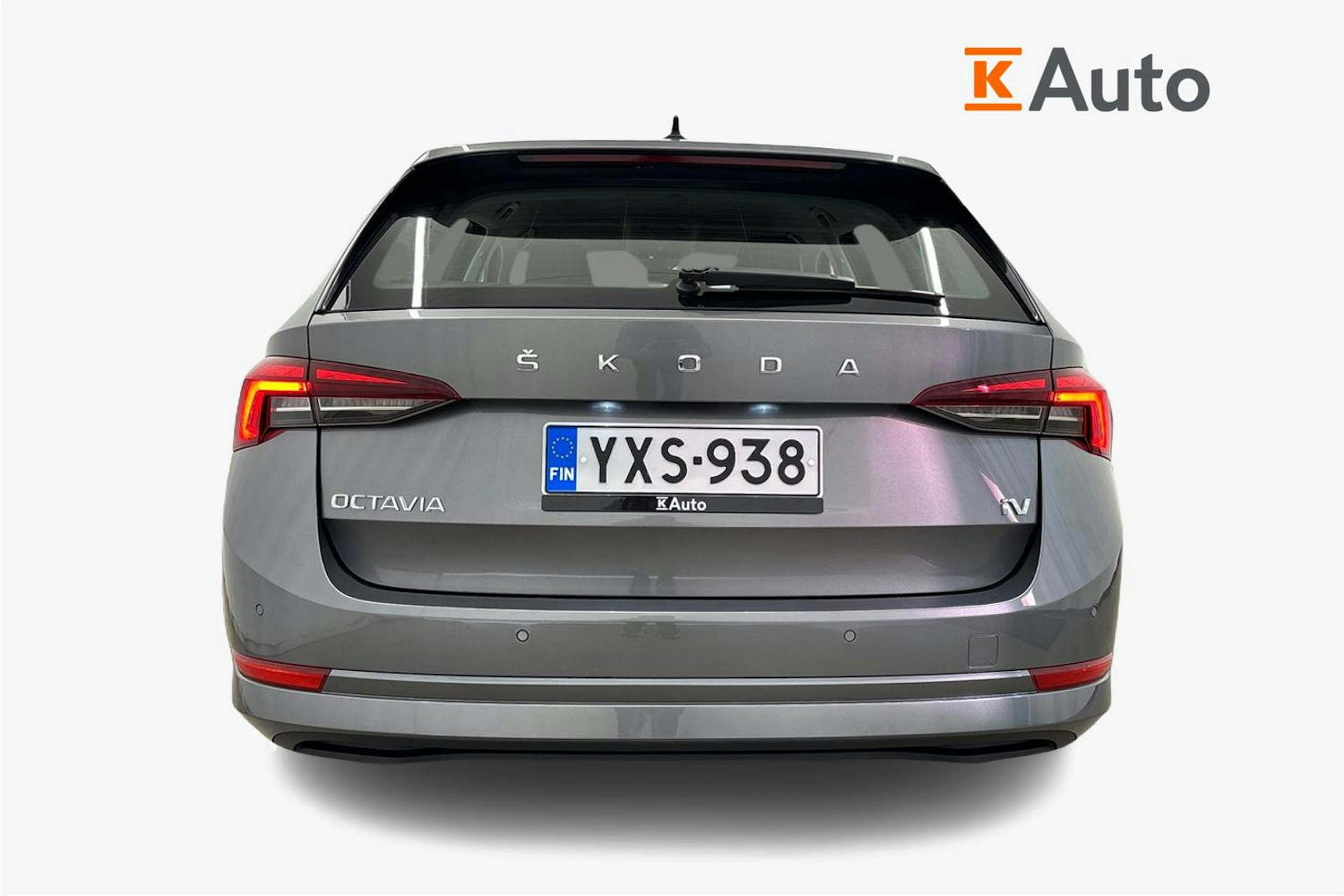 harmaa Skoda Octavia 2024 kuva 3.