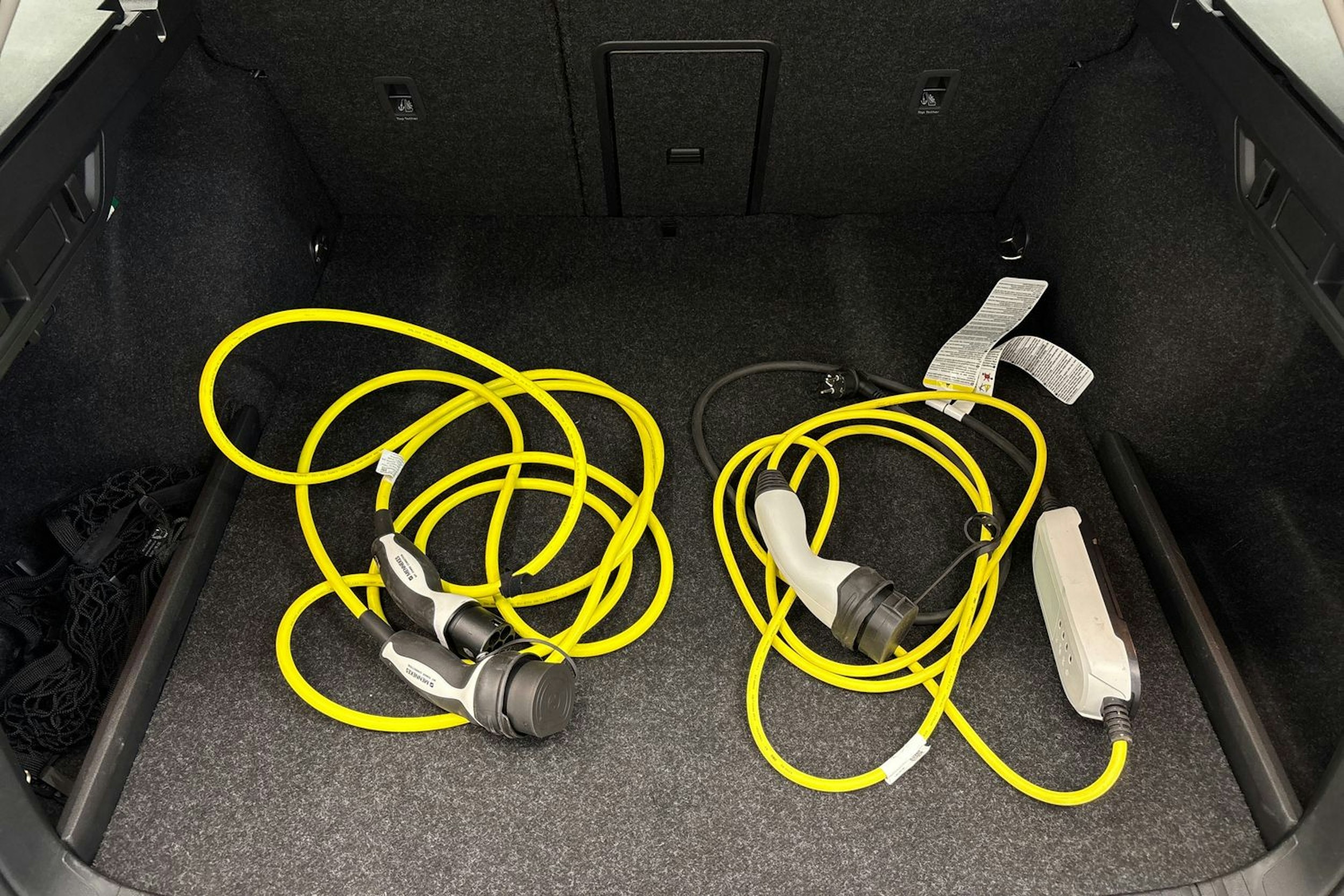 harmaa Skoda Octavia 2024 kuva 27.