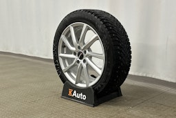 valkoinen Skoda Octavia 2024 kuva 10.