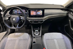 harmaa Skoda Octavia 2025 kuva 9.