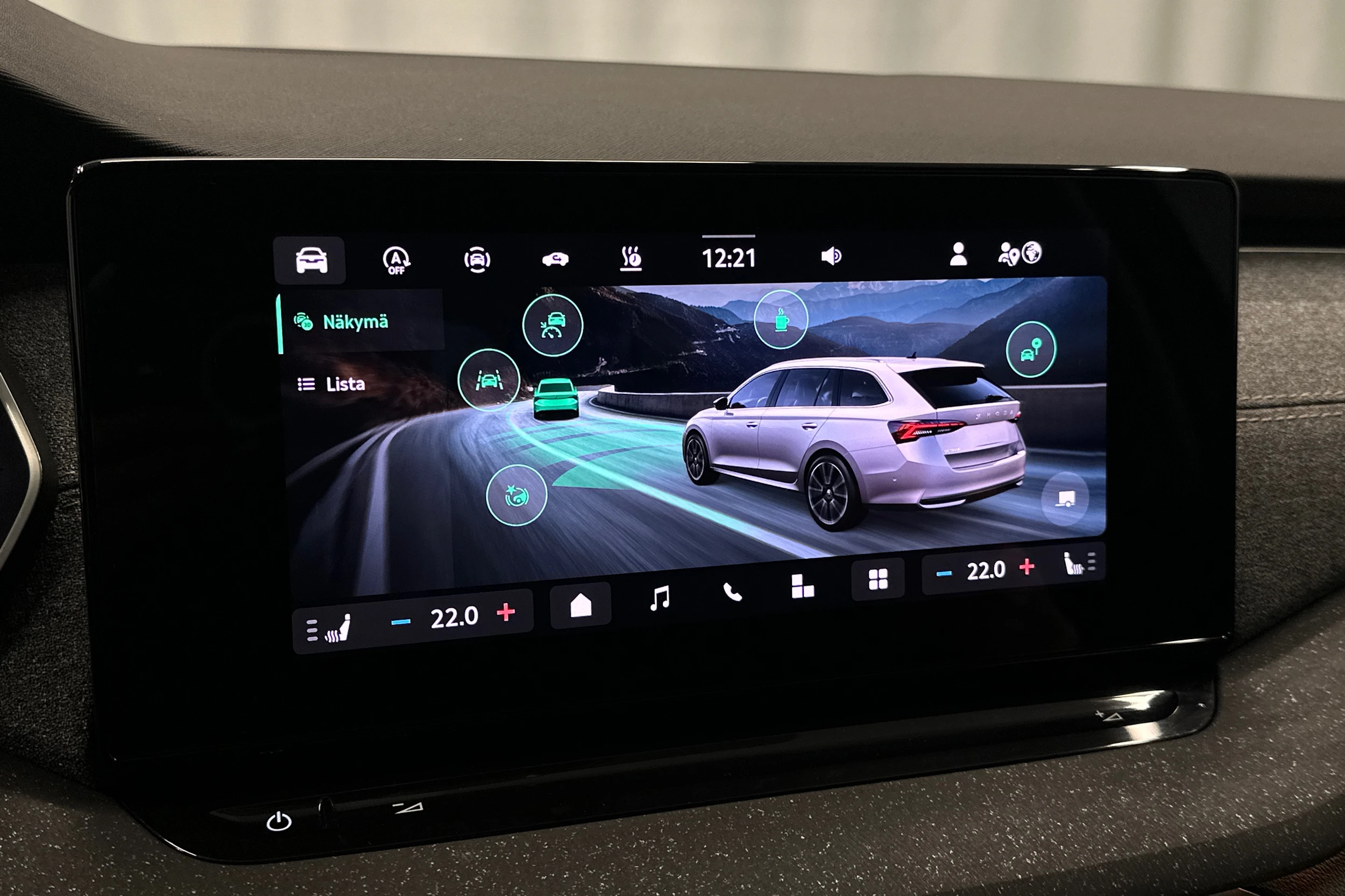 harmaa Skoda Octavia 2025 kuva 24.