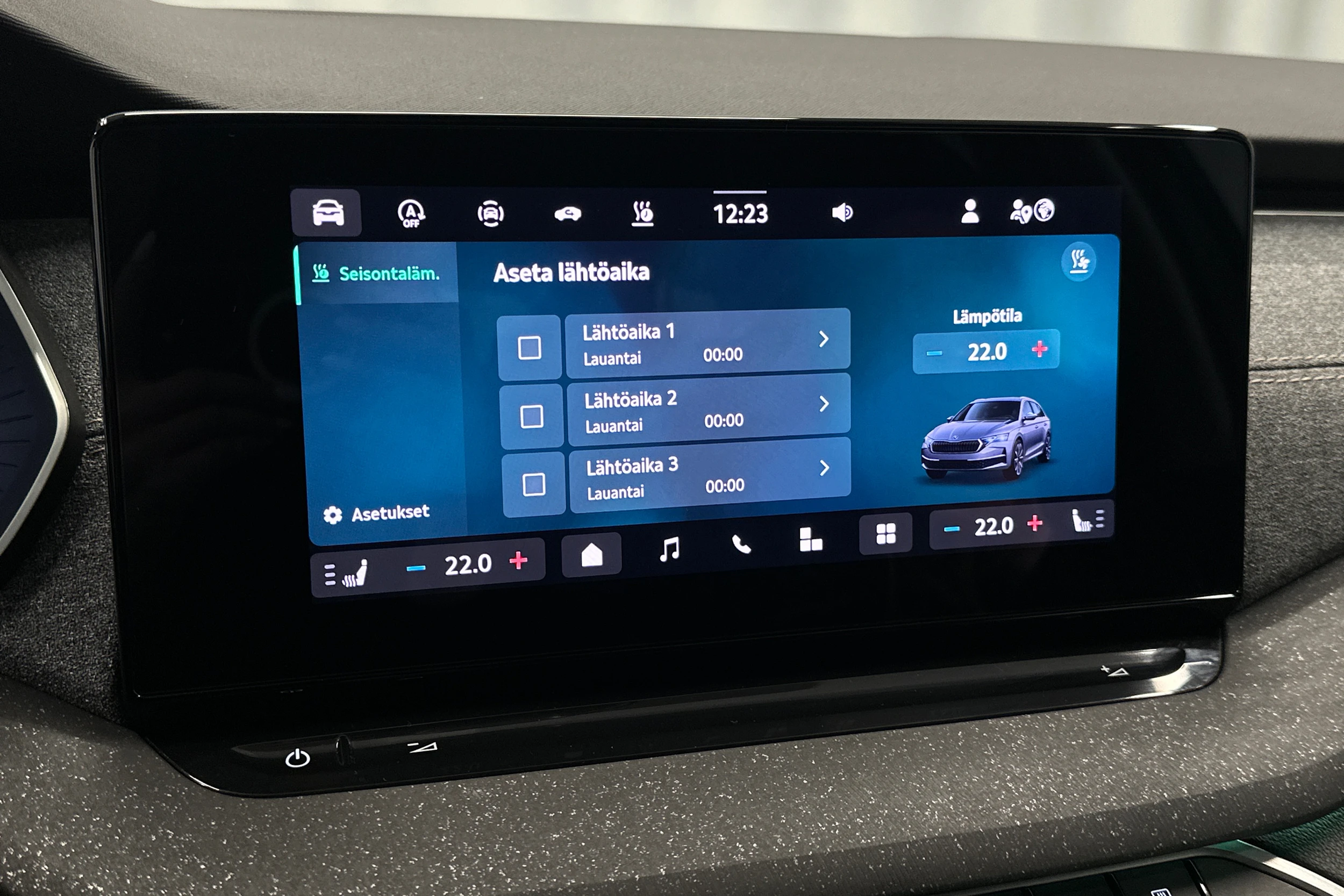 harmaa Skoda Octavia 2025 kuva 28.