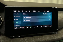 harmaa Skoda Octavia 2025 kuva 30.