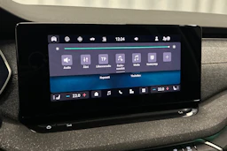 harmaa Skoda Octavia 2025 kuva 32.