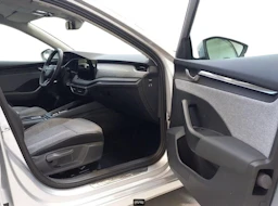 hopea Skoda Octavia 2025 kuva 4.