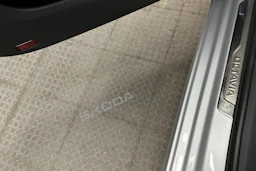 hopea Skoda Octavia 2025 kuva 31.