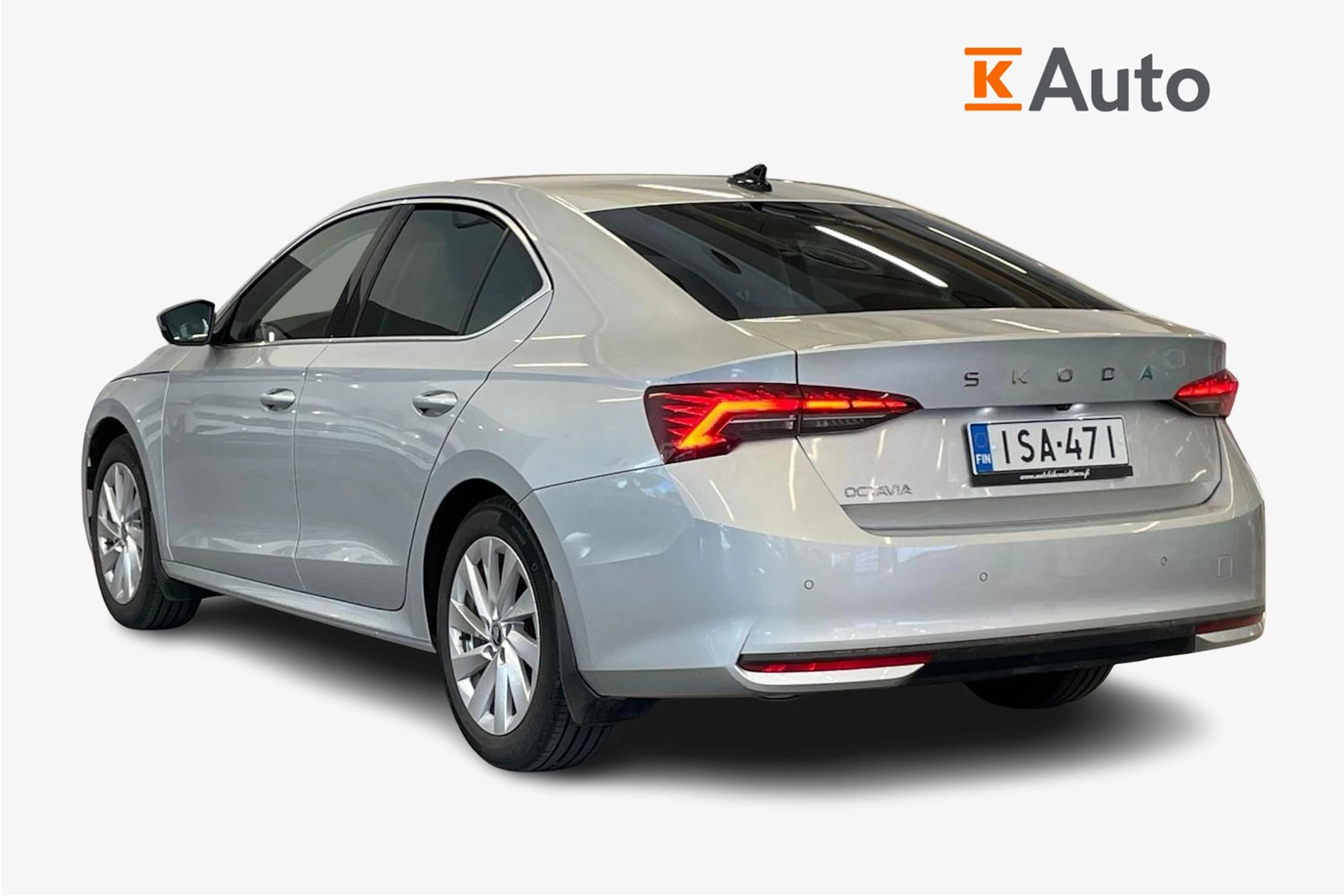 Harmaa Skoda OCTAVIA 2025 kuva 2.