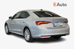 Harmaa Skoda OCTAVIA 2025 kuva 2.