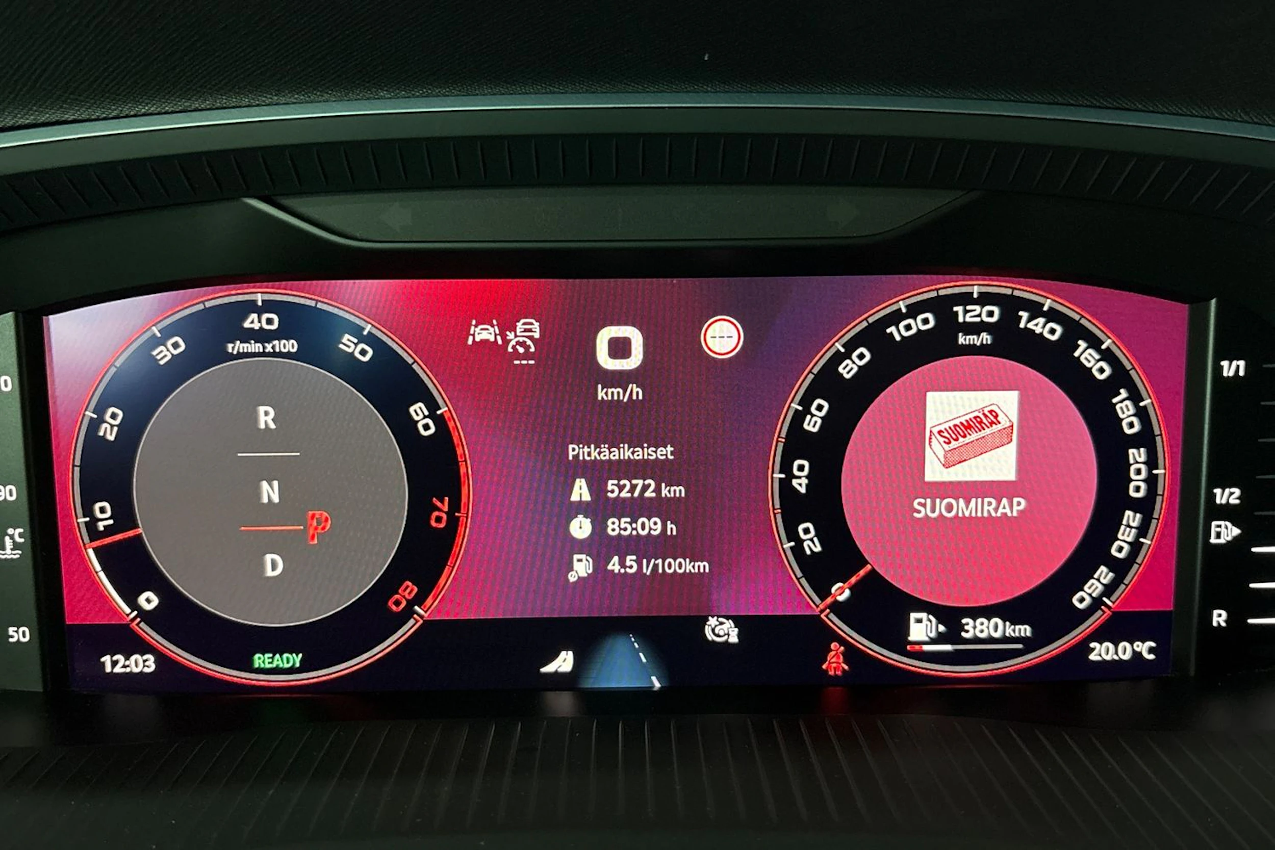 Musta Skoda OCTAVIA 2025 kuva 13.