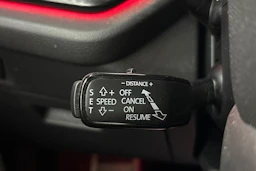 Musta Skoda OCTAVIA 2025 kuva 23.