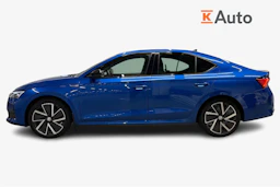 sininen Skoda Octavia 2025 kuva 7.