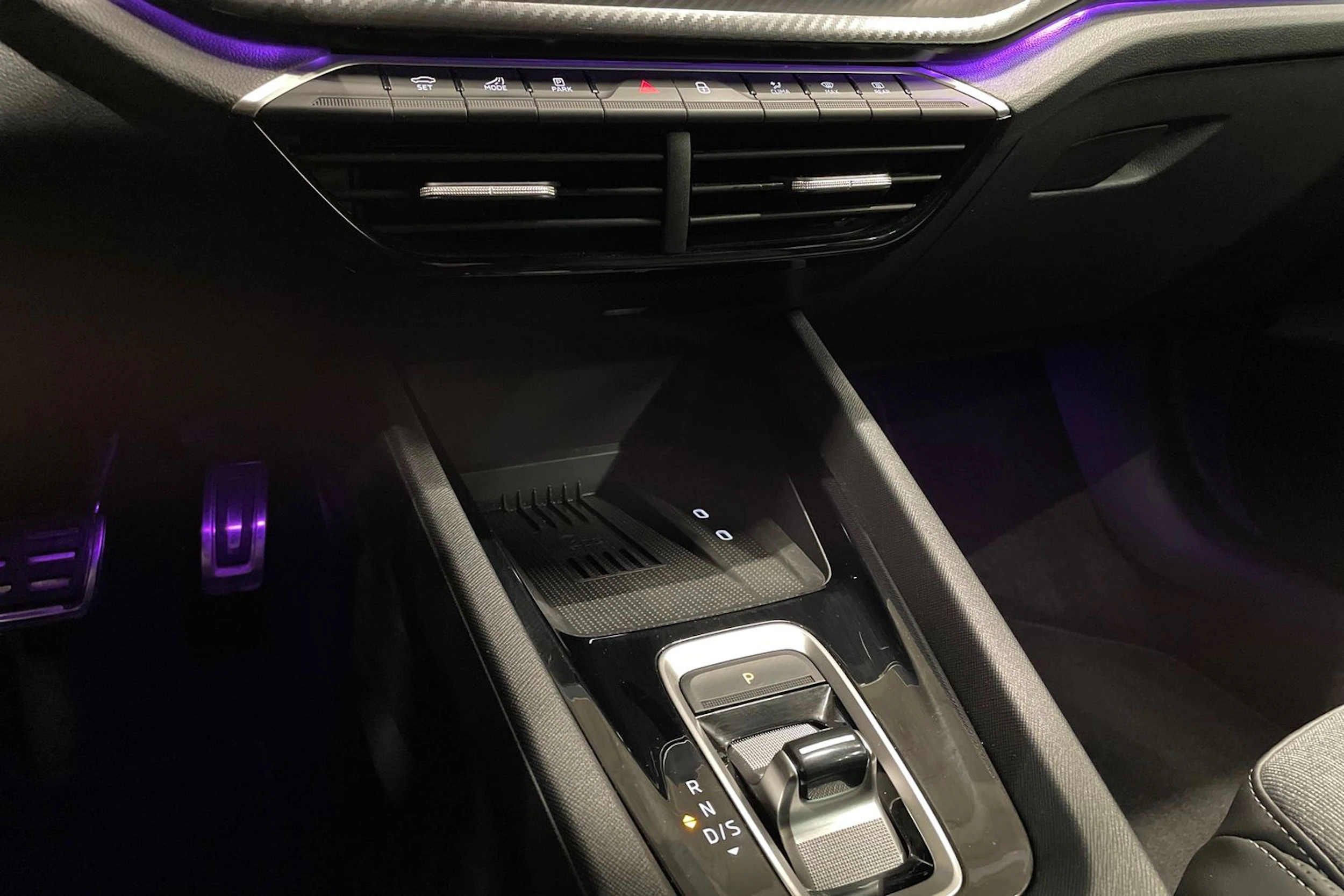 sininen Skoda Octavia 2025 kuva 27.