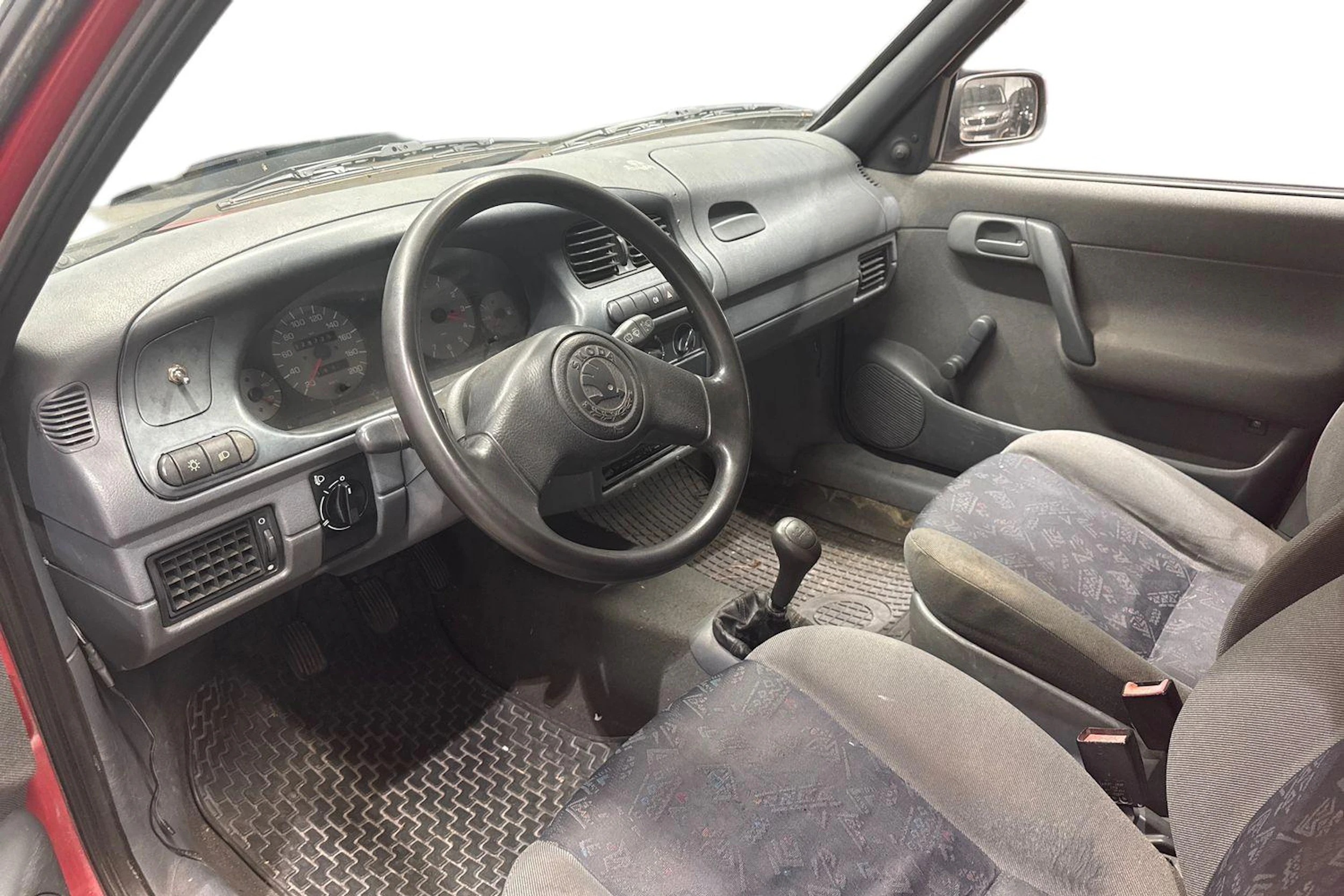 punainen Skoda Pickup 1998 kuva 3.