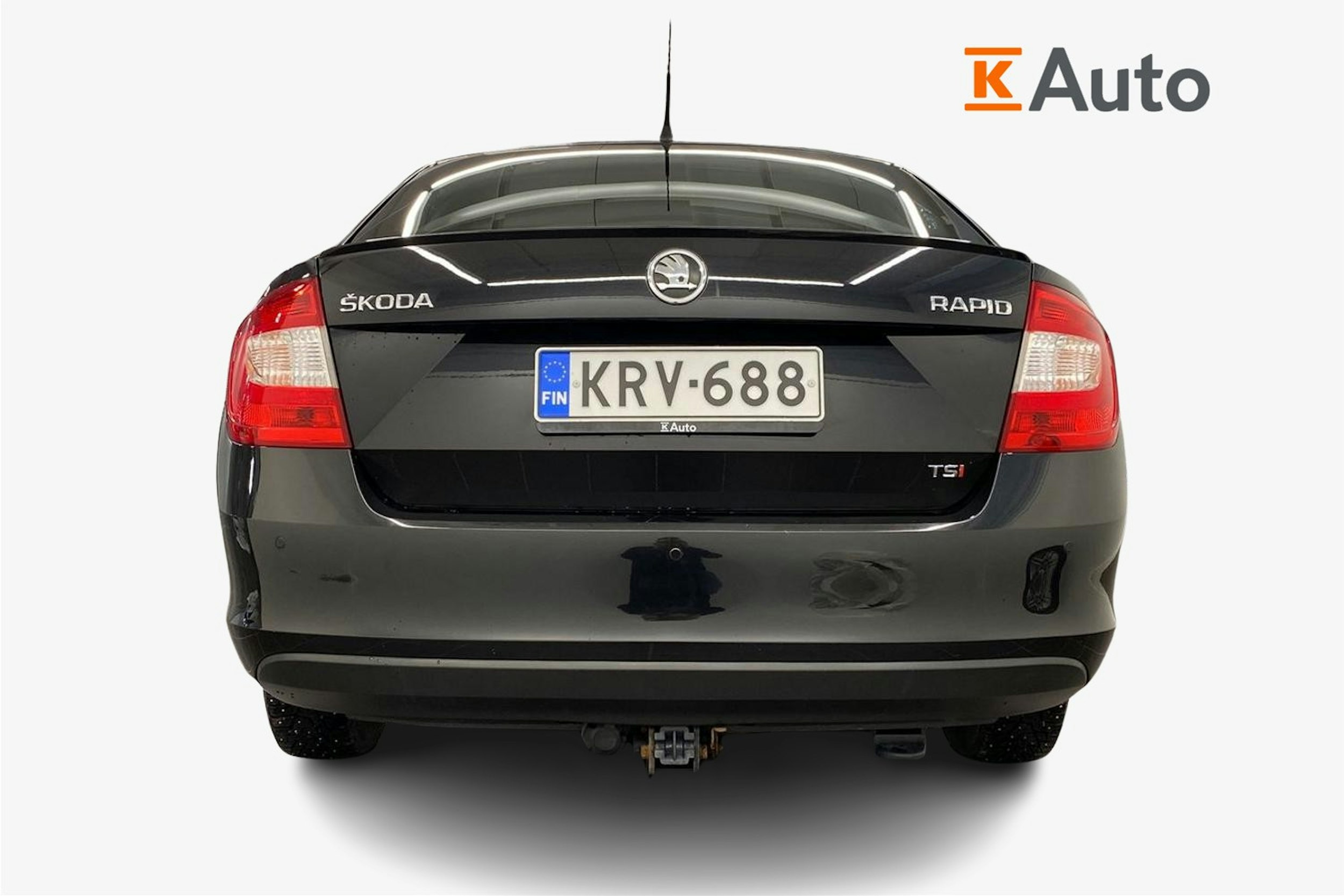 Musta Skoda Rapid 2013 kuva 3.