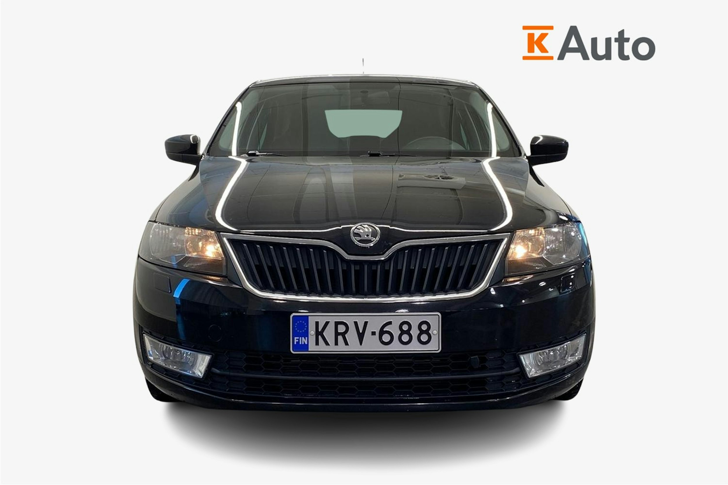 Musta Skoda Rapid 2013 kuva 4.