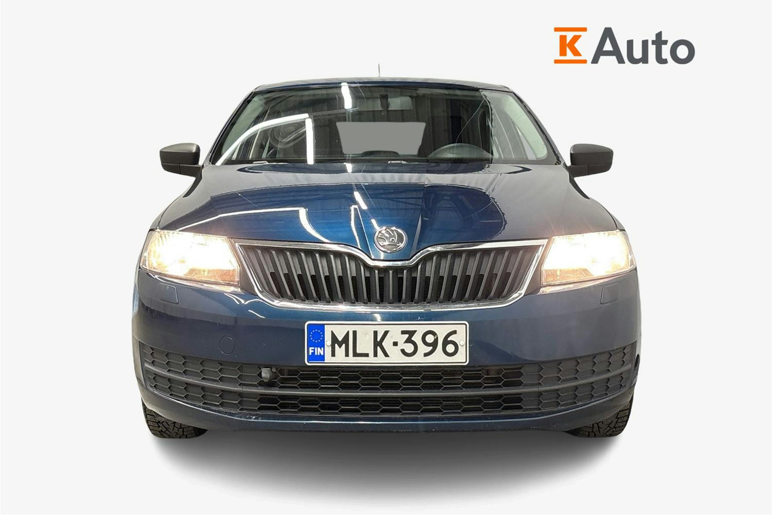 sininen Skoda Rapid 2013 kuva 5.