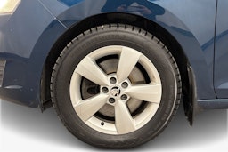 sininen Skoda Rapid 2013 kuva 11.