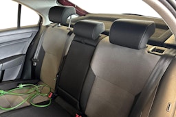 Punainen Skoda RAPID 2013 kuva 10.