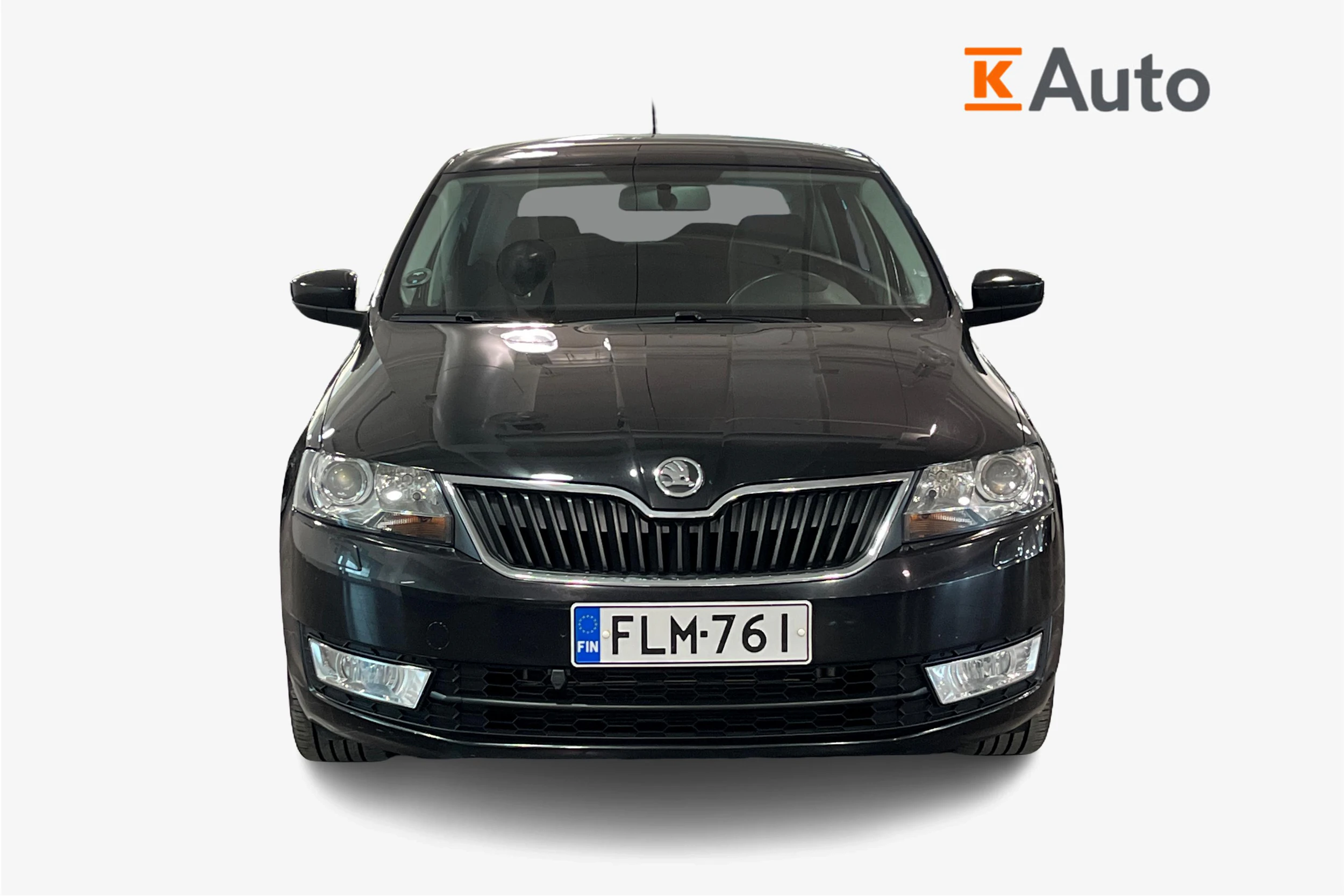 Musta Skoda RAPID 2014 kuva 4.