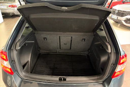 Hopea Skoda RAPID 2014 kuva 11.