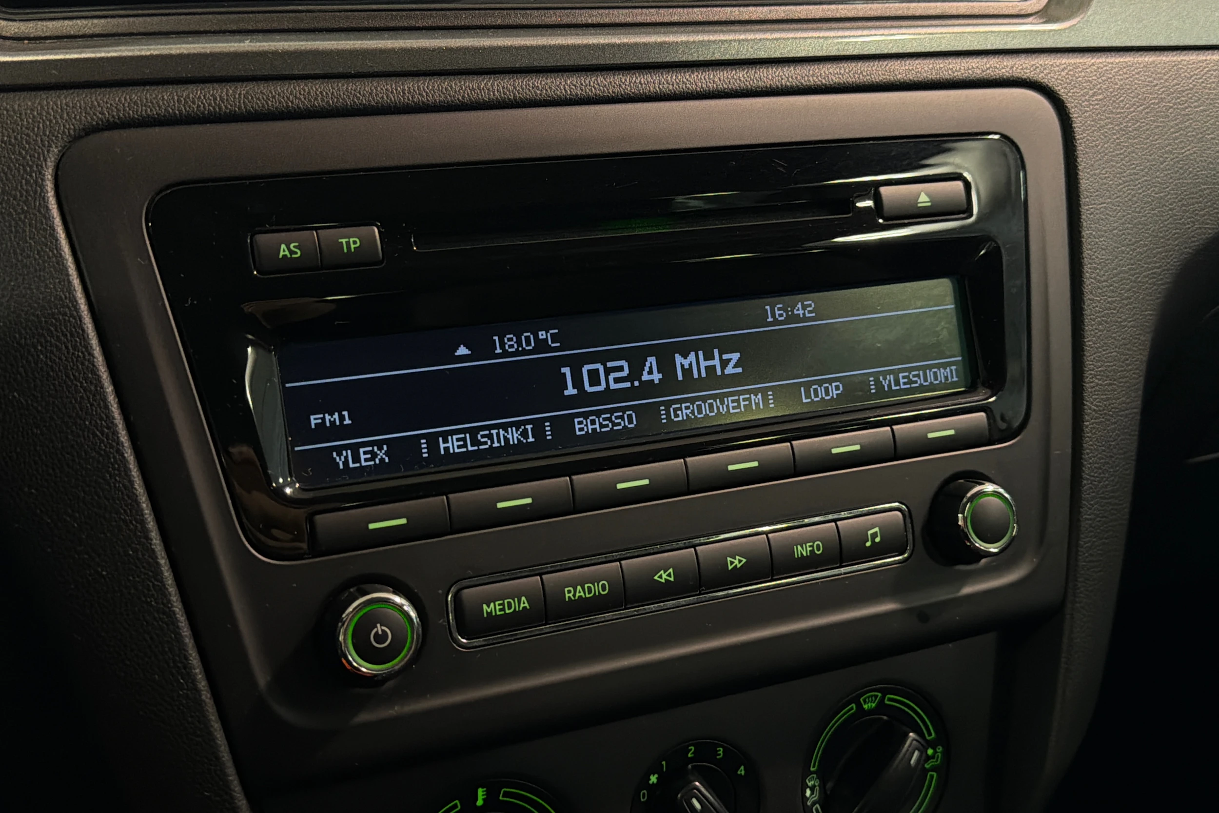 Hopea Skoda RAPID 2014 kuva 19.
