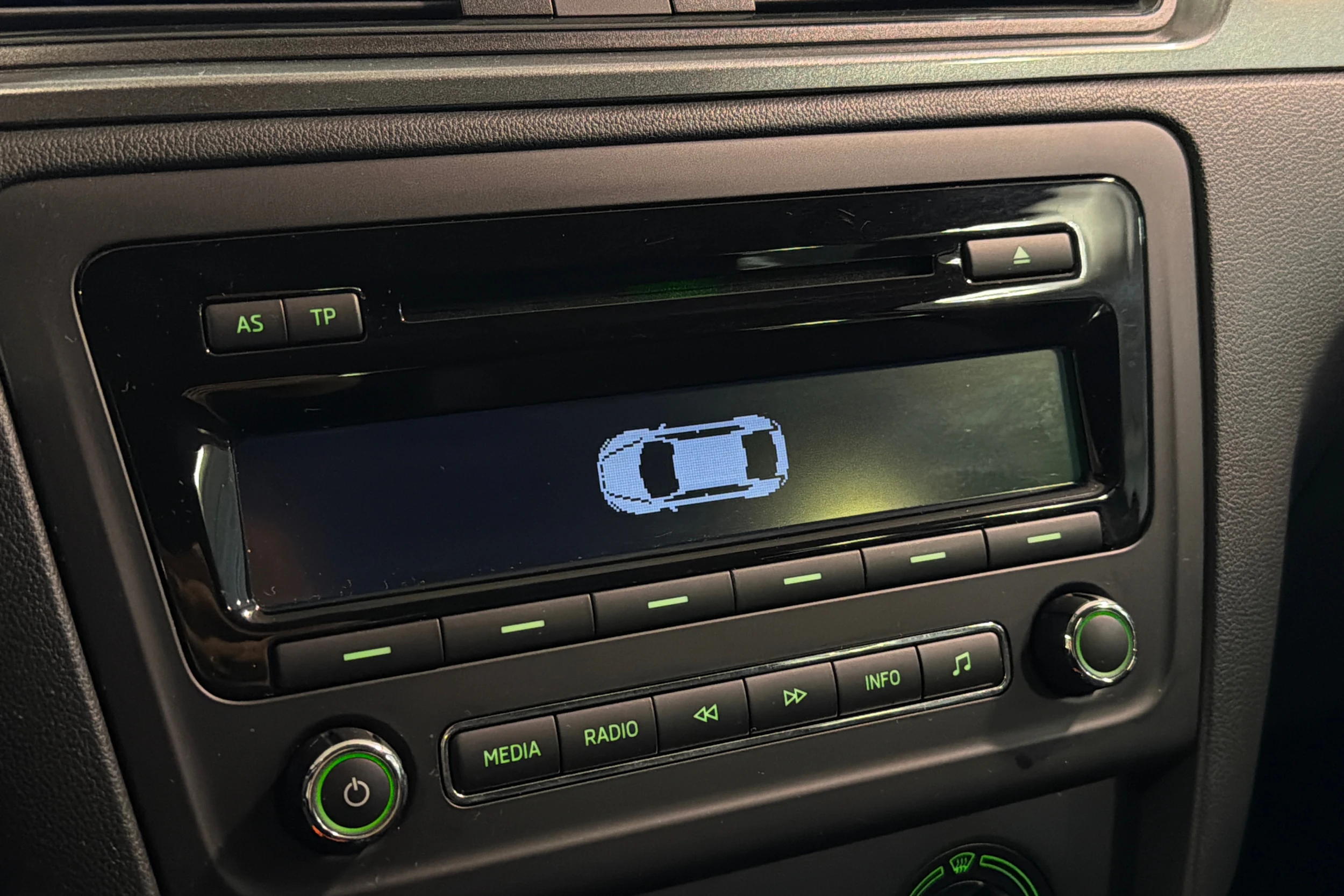 Hopea Skoda RAPID 2014 kuva 20.